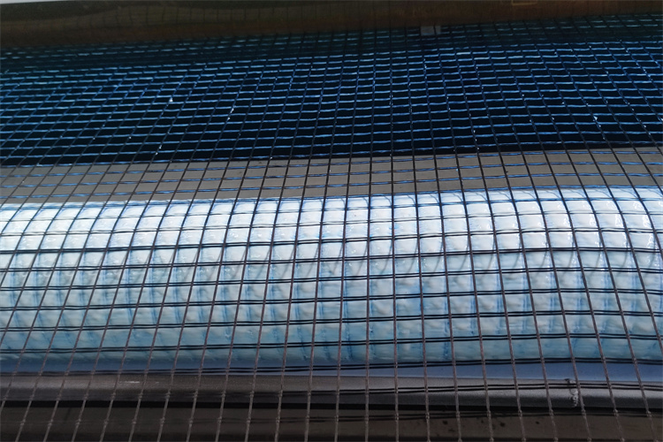 玻璃鋼格柵蓋板 打造垂釣園安全、耐用、美觀的走道優(yōu)選方案